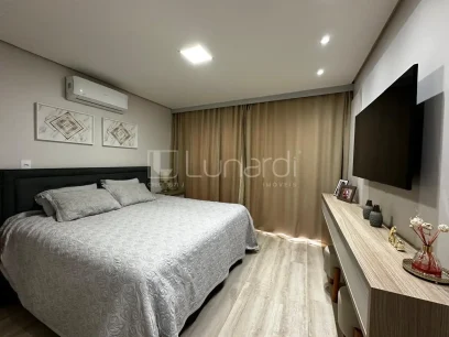 Casa com 2 Dormitórios - Miniatura - Lunardi Imóveis