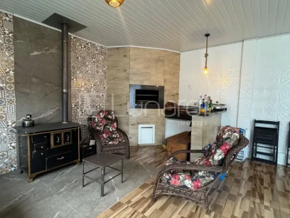 Casa com 2 Dormitórios - Miniatura - Lunardi Imóveis