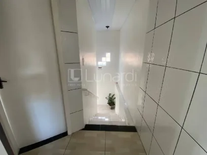 Casa com 2 Dormitórios - Miniatura - Lunardi Imóveis