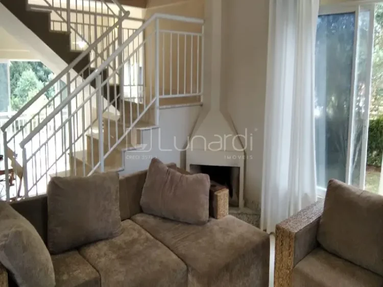 Casa com 3 Dormitórios - Lunardi Imóveis