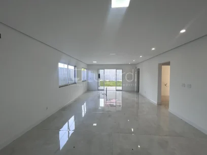 Casa com 4 Dormitórios - Miniatura - Lunardi Imóveis