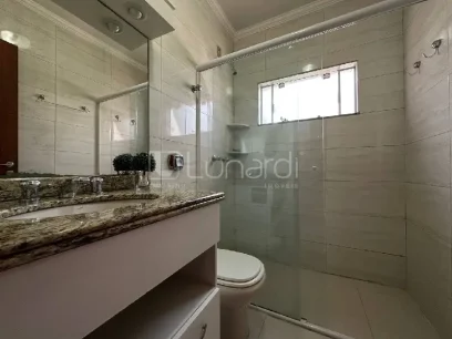 Casa com 3 Dormitórios - Miniatura - Lunardi Imóveis