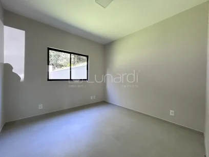 Casa com 2 Dormitórios - Miniatura - Lunardi Imóveis