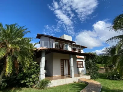 Casa com 2 Suítes - Miniatura - Lunardi Imóveis