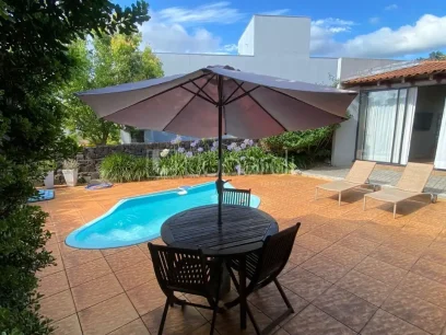 Casa com 2 Suítes - Miniatura - Lunardi Imóveis