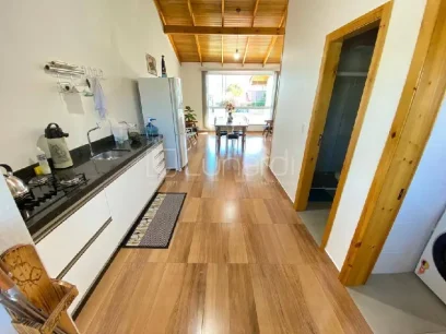 Casa com 3 Dormitórios - Miniatura - Lunardi Imóveis