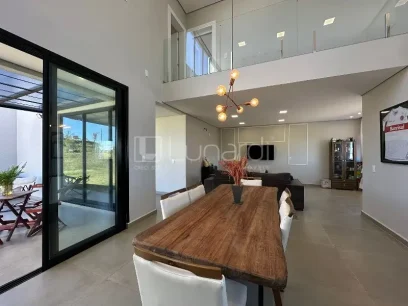 Casa com 4 Suítes - Miniatura - Lunardi Imóveis