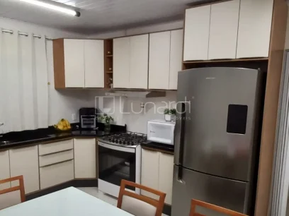 Casa com 3 Dormitórios - Lunardi Imóveis