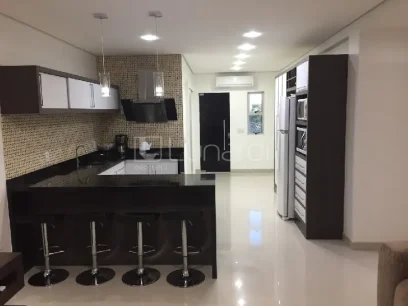 Casa com 5 Dormitórios - Miniatura - Lunardi Imóveis