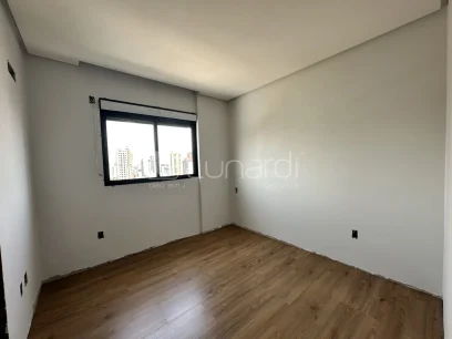 Apartamento com 3 Suítes - Miniatura - Lunardi Imóveis
