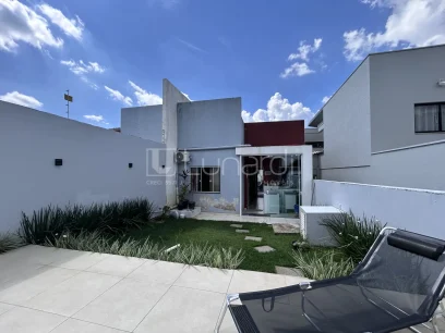 Casa com 2 Dormitórios - Miniatura - Lunardi Imóveis