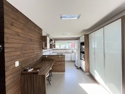 Casa com 4 Dormitórios - Miniatura - Lunardi Imóveis