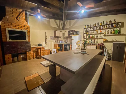 Casa com 3 Dormitórios - Miniatura - Lunardi Imóveis