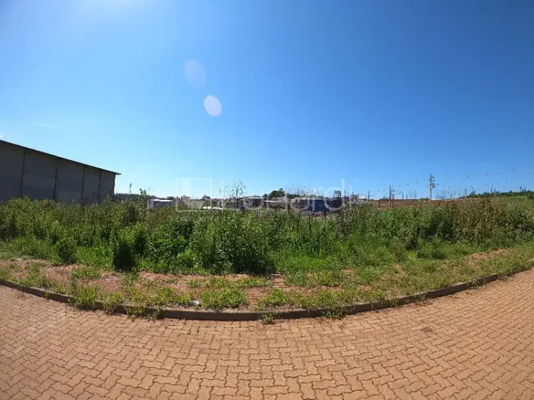 Terreno - Lunardi Imóveis