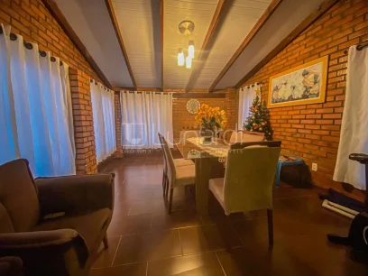 Casa com 3 Dormitórios - Miniatura - Lunardi Imóveis