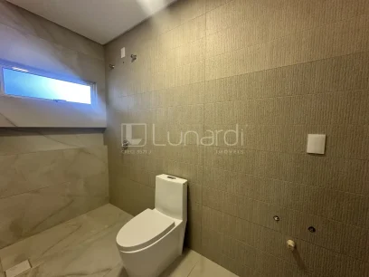 Casa com 3 Dormitórios - Miniatura - Lunardi Imóveis