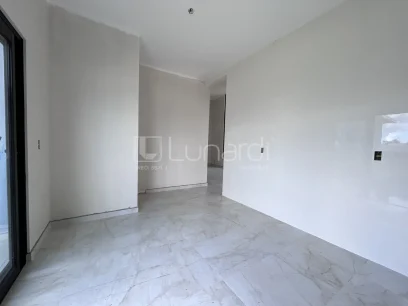 Casa com 3 Dormitórios - Miniatura - Lunardi Imóveis