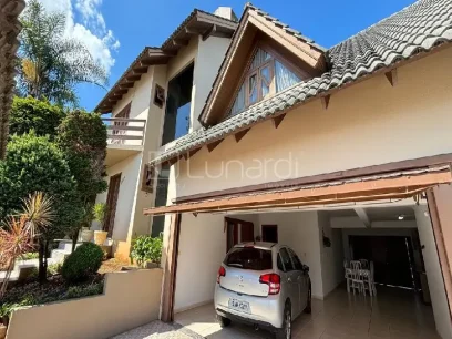 Casa com 4 Dormitórios - Miniatura - Lunardi Imóveis