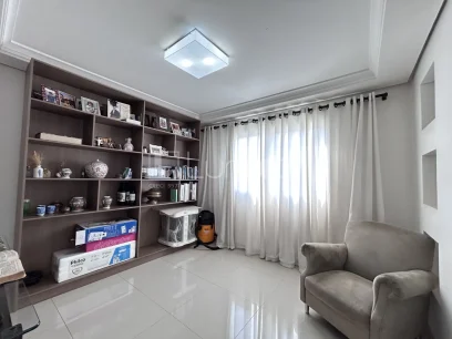 Casa com 4 Dormitórios - Miniatura - Lunardi Imóveis