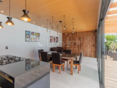 Casa com 3 Dormitórios - Miniatura - Lunardi Imóveis