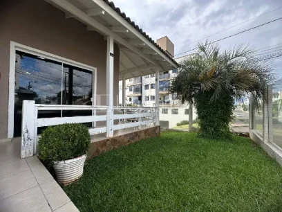 Casa com 3 Dormitórios - Miniatura - Lunardi Imóveis