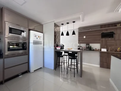 Casa com 3 Dormitórios - Miniatura - Lunardi Imóveis