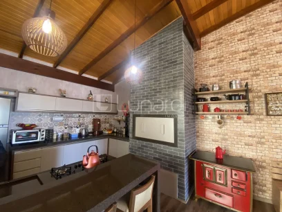 Casa com 2 Suítes - Miniatura - Lunardi Imóveis