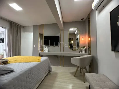 Casa com 2 Dormitórios - Miniatura - Lunardi Imóveis