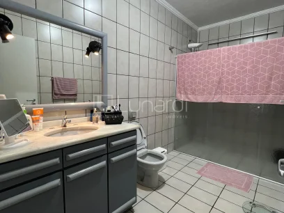 Casa com 3 Dormitórios - Miniatura - Lunardi Imóveis