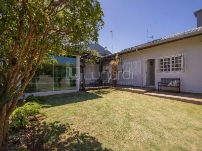 Casa com 3 Dormitórios - Miniatura - Lunardi Imóveis