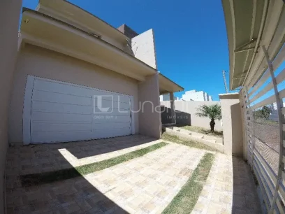 Casa com 3 Suítes - Miniatura - Lunardi Imóveis