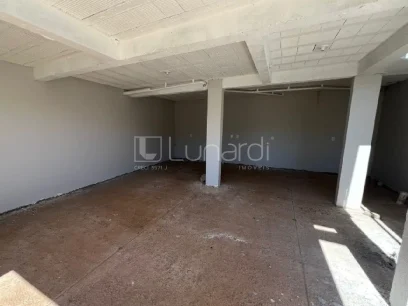 Casa com 3 Dormitórios - Miniatura - Lunardi Imóveis