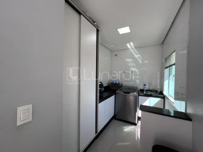 Casa com 3 Dormitórios - Miniatura - Lunardi Imóveis