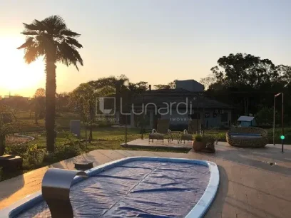 Casa com 4 Dormitórios - Miniatura - Lunardi Imóveis