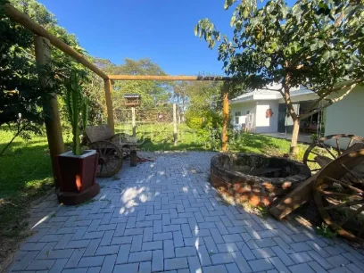 Casa com 3 Dormitórios - Miniatura - Lunardi Imóveis