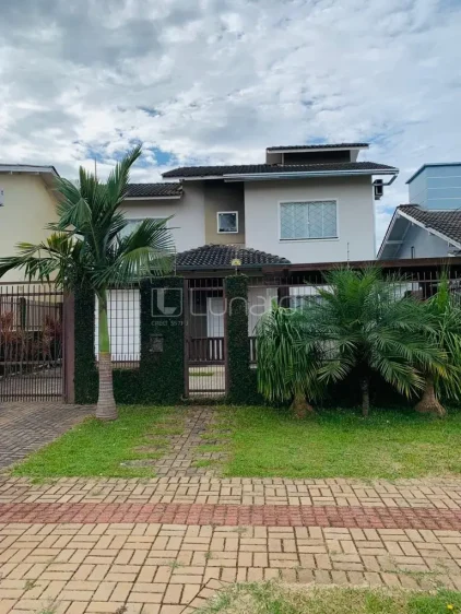 Casa com 3 Dormitórios - Lunardi Imóveis