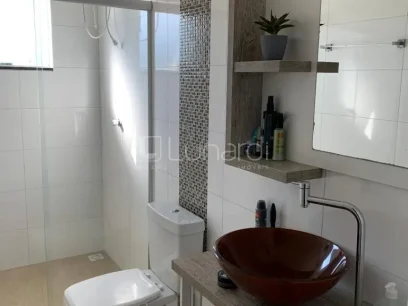 Casa com 3 Dormitórios - Miniatura - Lunardi Imóveis