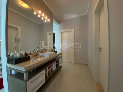 Casa com 4 Dormitórios - Miniatura - Lunardi Imóveis