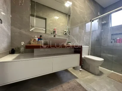 Casa com 4 Dormitórios - Miniatura - Lunardi Imóveis