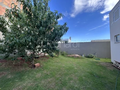 Casa com 3 Dormitórios - Miniatura - Lunardi Imóveis