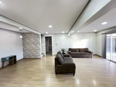 Casa com 4 Dormitórios - Miniatura - Lunardi Imóveis