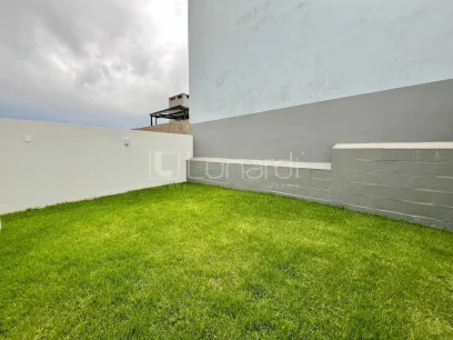 Casa com 3 Dormitórios - Miniatura - Lunardi Imóveis