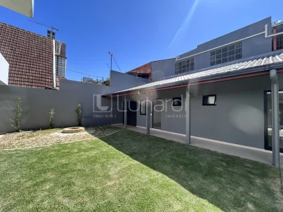 Casa com 3 Dormitórios - Miniatura - Lunardi Imóveis