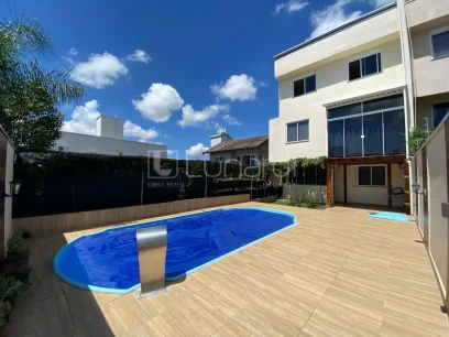 Sobrado com 3 Dormitórios - Lunardi Imóveis