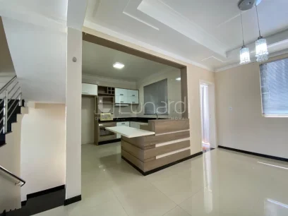 Sobrado com 3 Dormitórios - Miniatura - Lunardi Imóveis