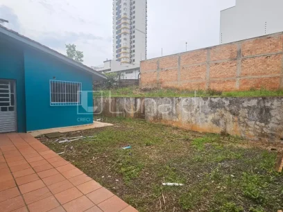 Casa com 3 Dormitórios - Miniatura - Lunardi Imóveis