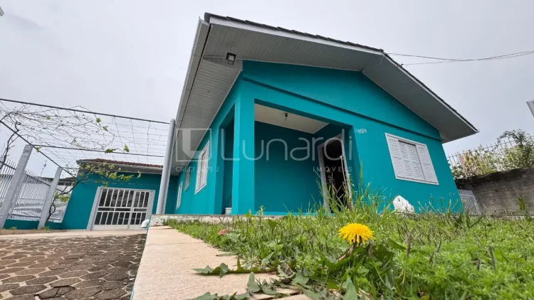 Casa com 3 Dormitórios - Lunardi Imóveis