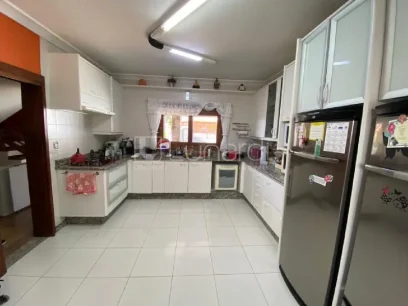 Casa com 3 Dormitórios - Miniatura - Lunardi Imóveis