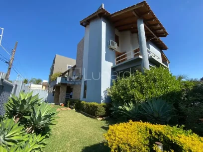 Casa com 3 Dormitórios - Miniatura - Lunardi Imóveis