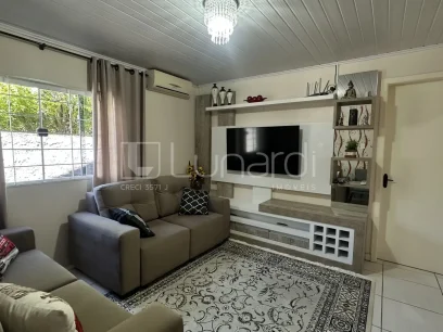 Casa com 3 Dormitórios - Miniatura - Lunardi Imóveis